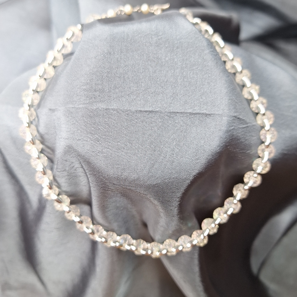 Chocker - Picture 8 of 8